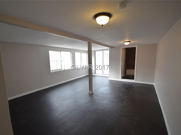 3rd image of 1800 Bluff Ave