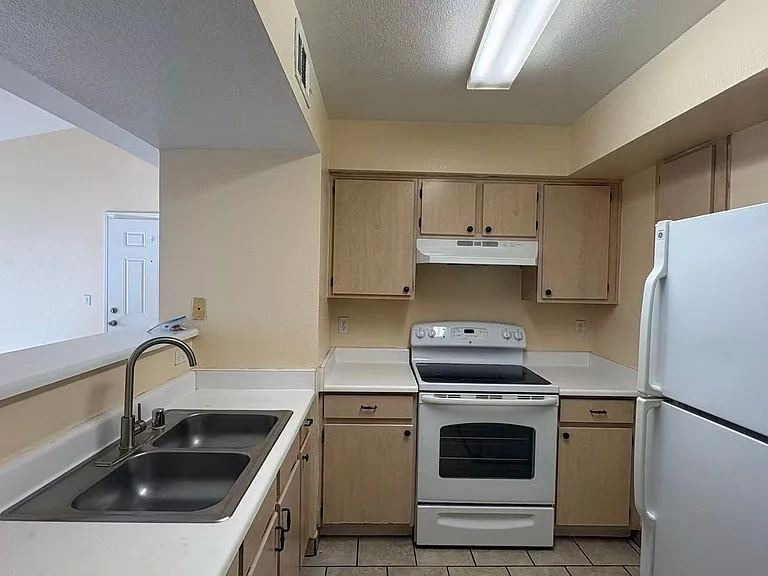 1150 N Buffalo Dr #2072 — Photo 9