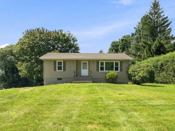 65 Fairmont Road, Mahopac, NY 10541