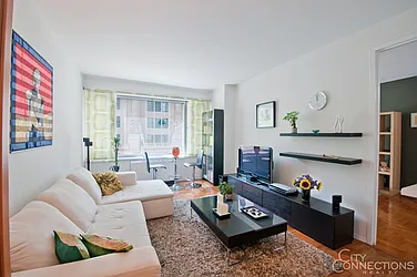 Rented by City Connections Realty