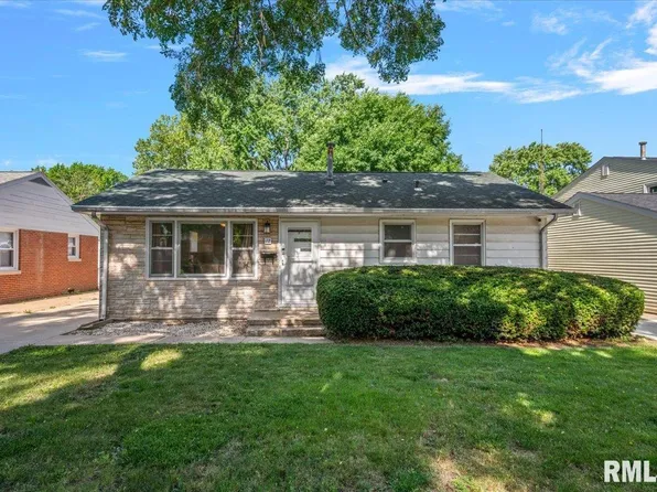 17 Midland Ct, Springfield, IL 62702