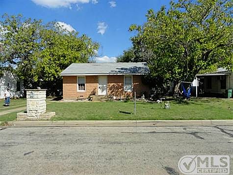 1st image of 108 Donald St