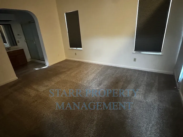 9421 Soaring Oaks Dr — Photo 6
