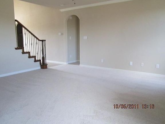 5th image of 708 Saddlebrook Dr