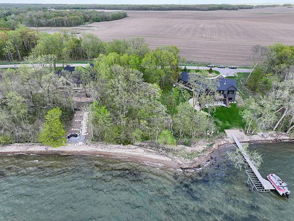 5th image of 13 Pilgrim Point Rd NW