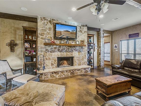 3rd image of 7809 County Road 1231a