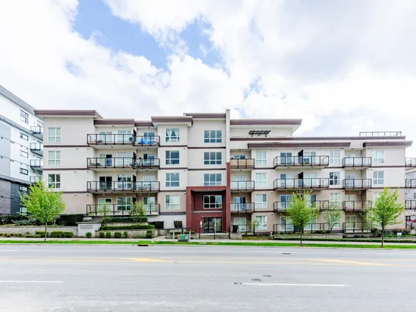 13768 108th Ave #323, Surrey, BC V3T 0L9