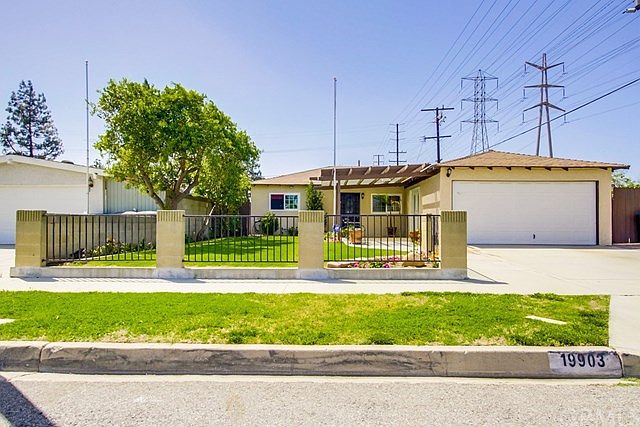 1st image of 19903 Flallon Ave