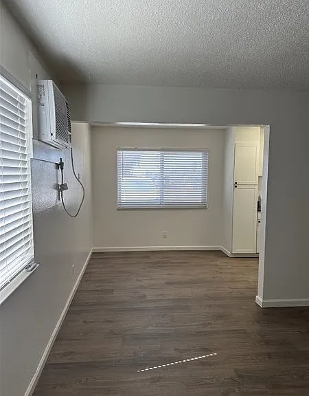 2061 Olive Ave #A — Photo 3