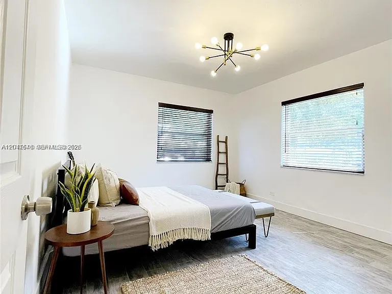1040 Lenox Ave #1040 — Photo 9