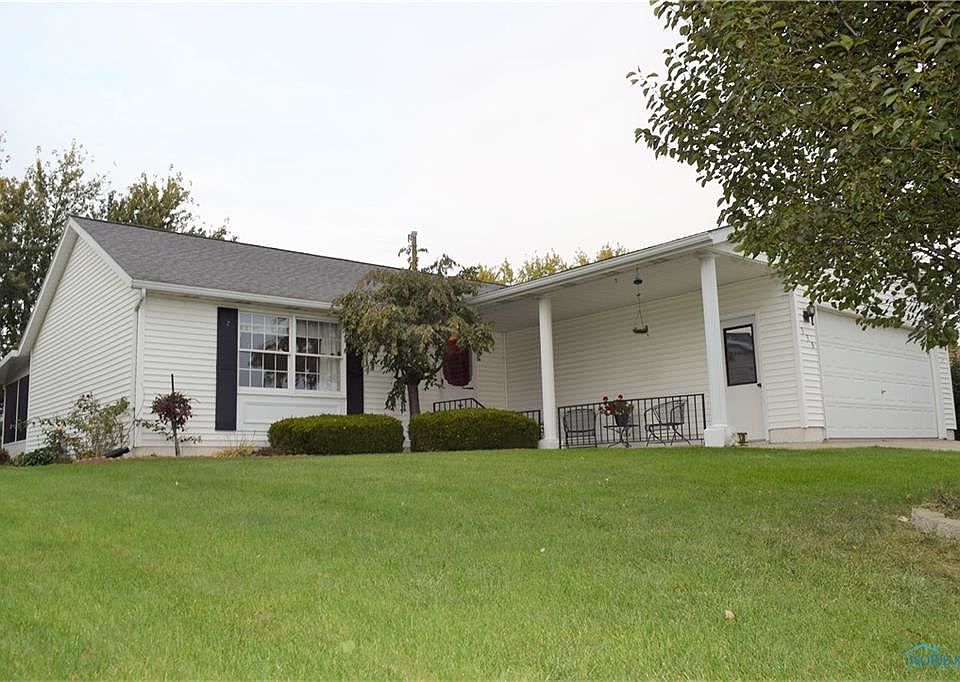 1st image of 330 Francis Dr