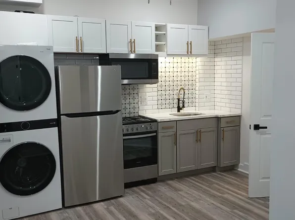 110 E 18th Ave APT 1, Homestead, PA 15120