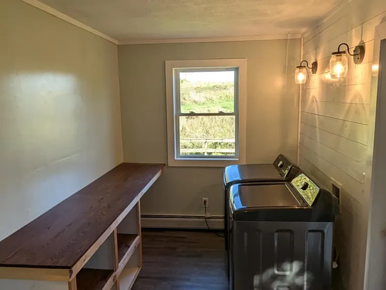 1518 Border Rd — Photo 12