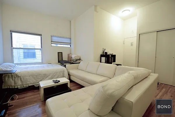 Rented by Bond New York | media 46