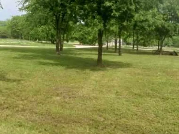 8269 Lakeview Dr, Lone Oak, TX 75453