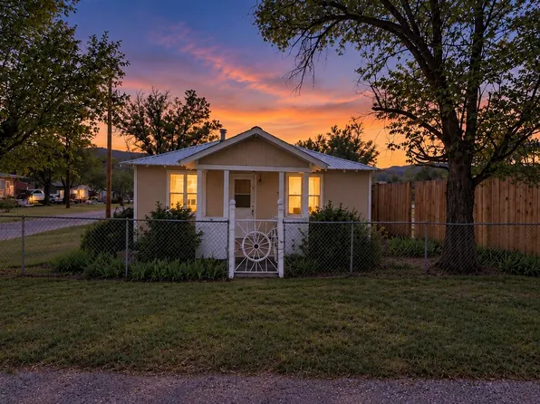 16 Orchid St, Reserve, NM 87830