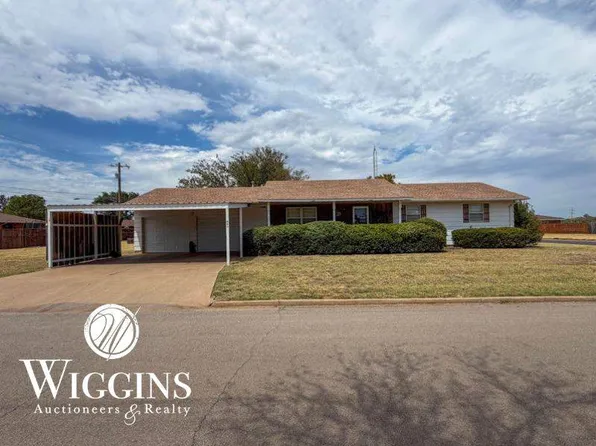 902 W F St, Okeene, OK 73763