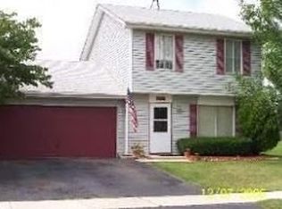 2940 Worcester Ln, Aurora, IL 60504