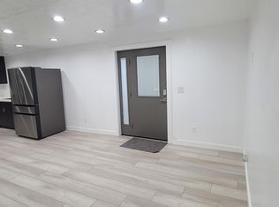 1207 E Crescent Loop #B, Eagle Mountain, UT 84005