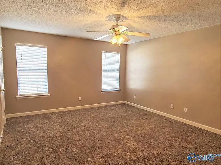 5308 Frankford Dr SE — Photo 9