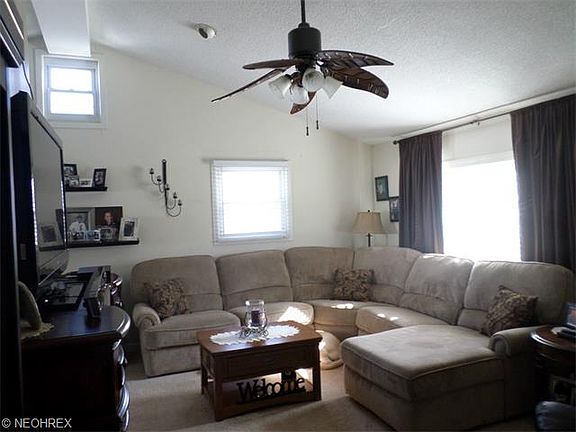 3rd image of 380 Cove Beach Ave