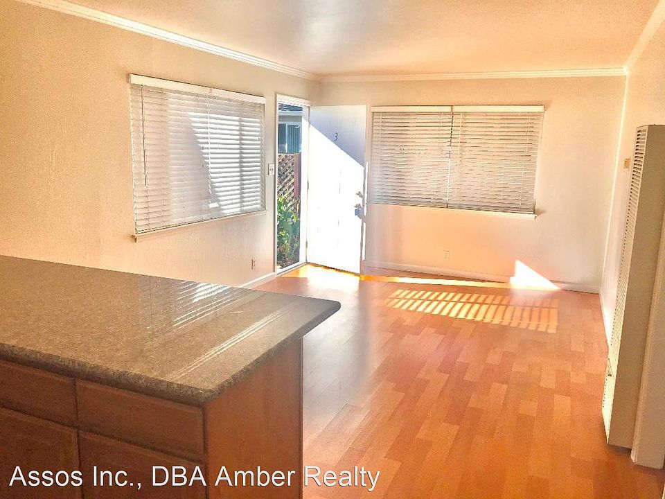 1st image of 2463 Anna Dr #3