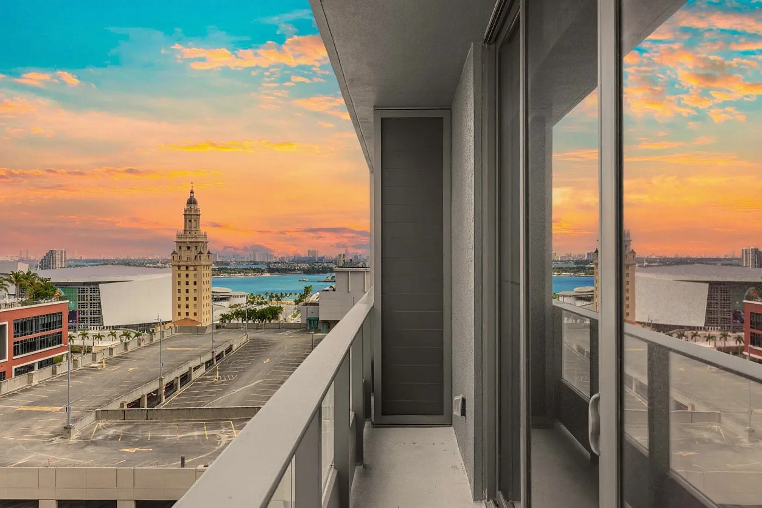 1 bed, 1.0 bath, 602 sqft, $3,587 — Photo 4