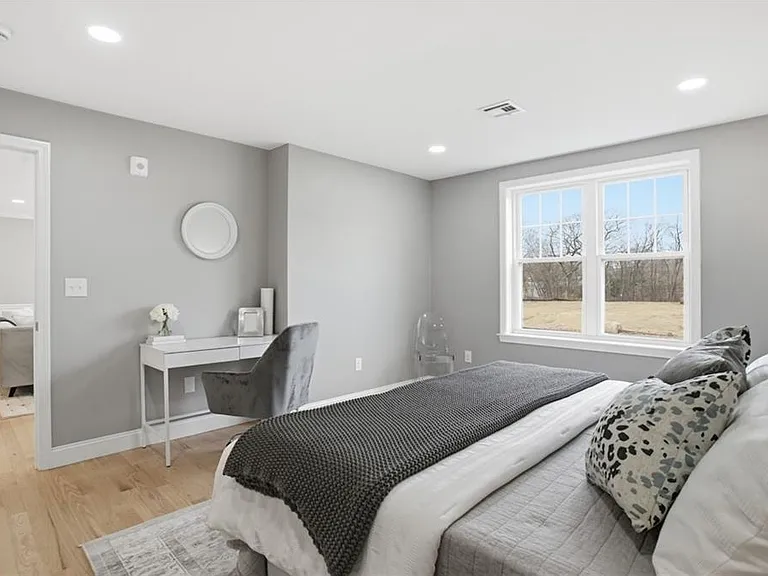 9 Joseph N Zenga Jr Blvd #207 — Photo 11