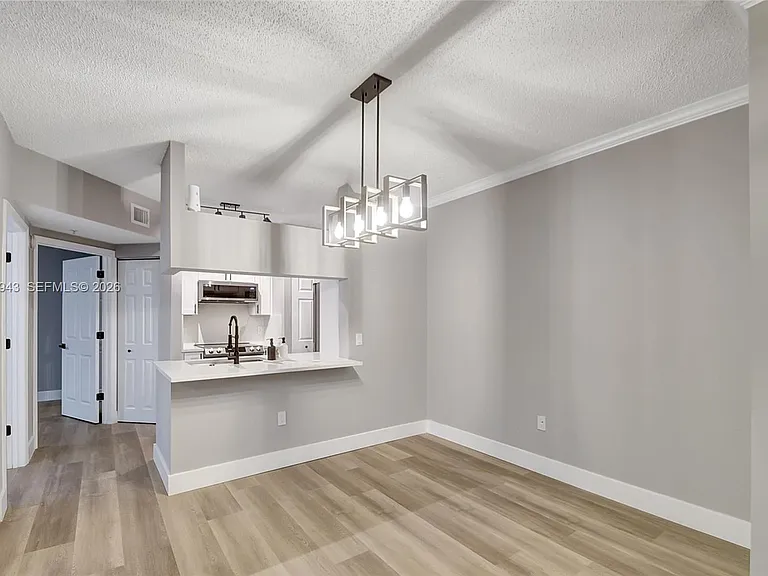 2206 Tuscany Way #2206 — Photo 2