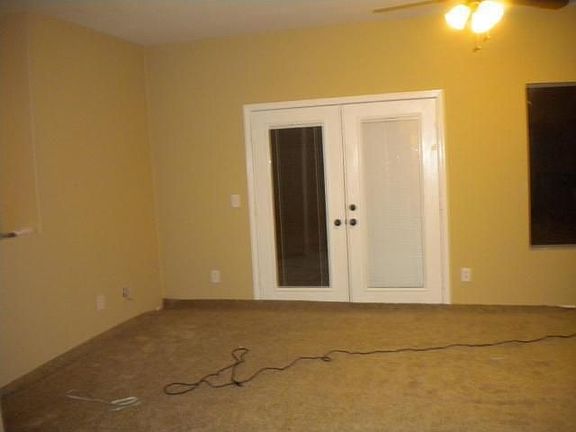 3rd image of 6326 W Gross Ave