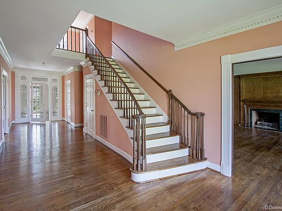 2nd image of 6537 Radcliff Dr