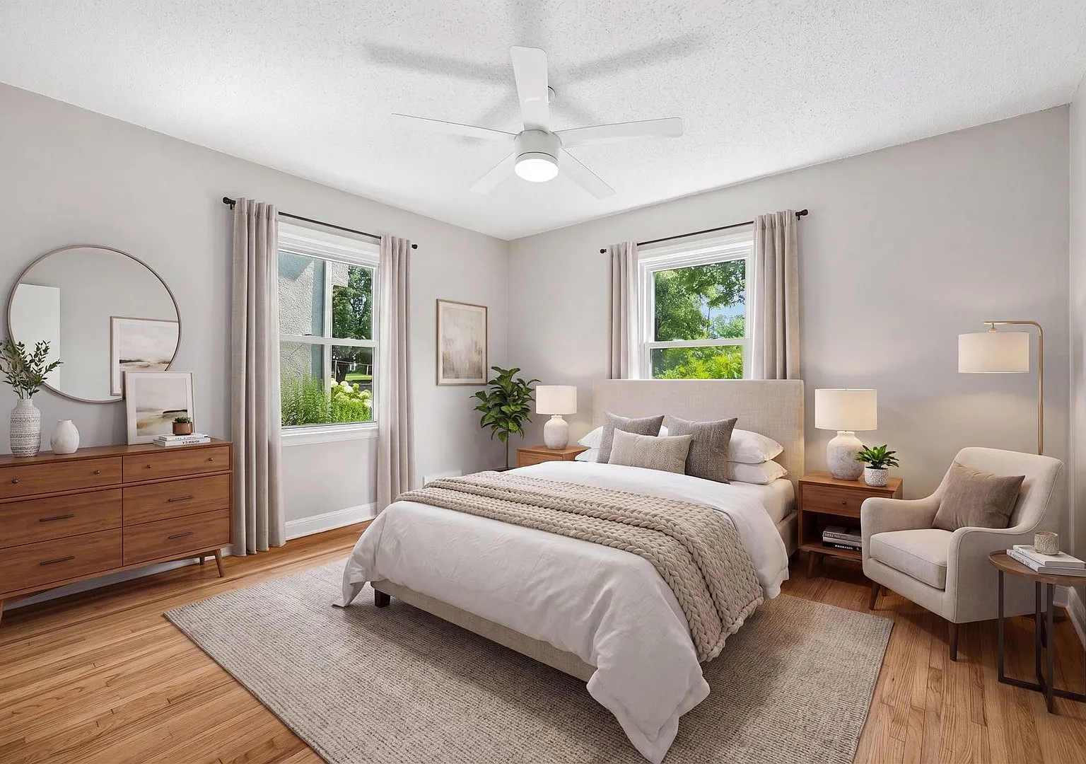 2206 Arthur St NE — Photo 4