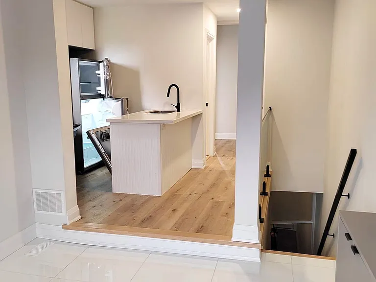 275 Euclid Ave #2 — Photo 3