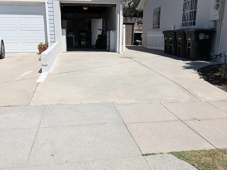 367 Vine St — Photo 2