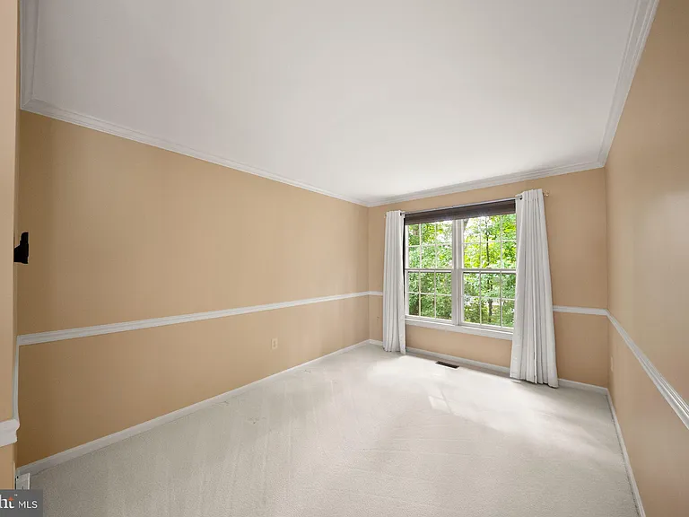 5667 Lonesome Dove Ct — Photo 45