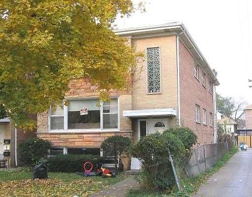 2nd image of 2178 N McVicker Ave