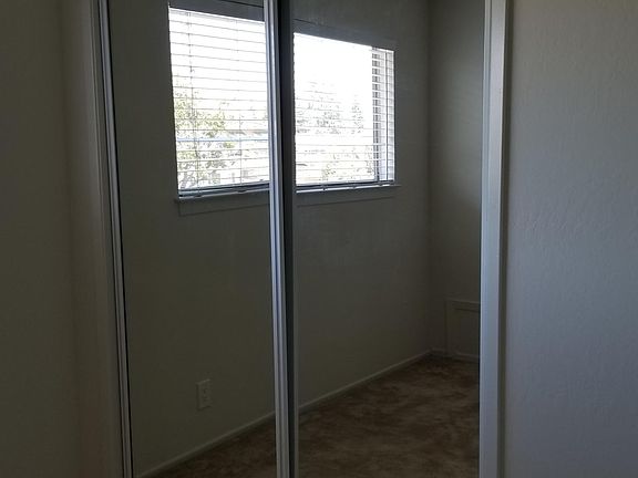 4th image of 2830 Malabar Ave APT 3