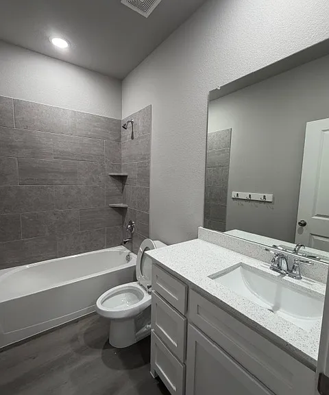 307 Jack Finney Blvd #1104 — Photo 11
