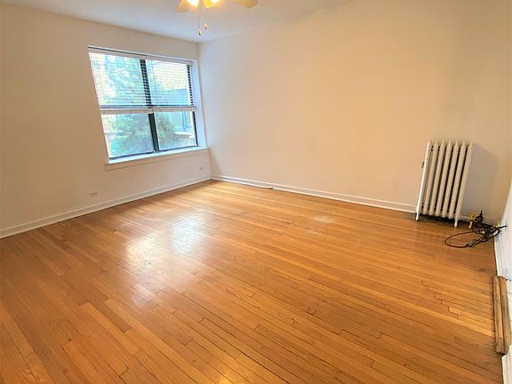 2nd image of 3150 W Wilson Ave APT 1W