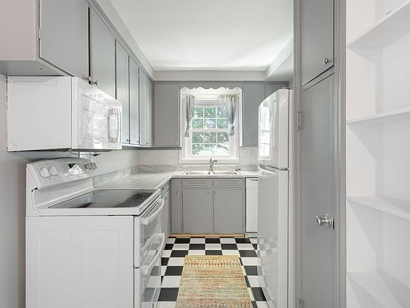 5th image of 1200 Orchard Ave