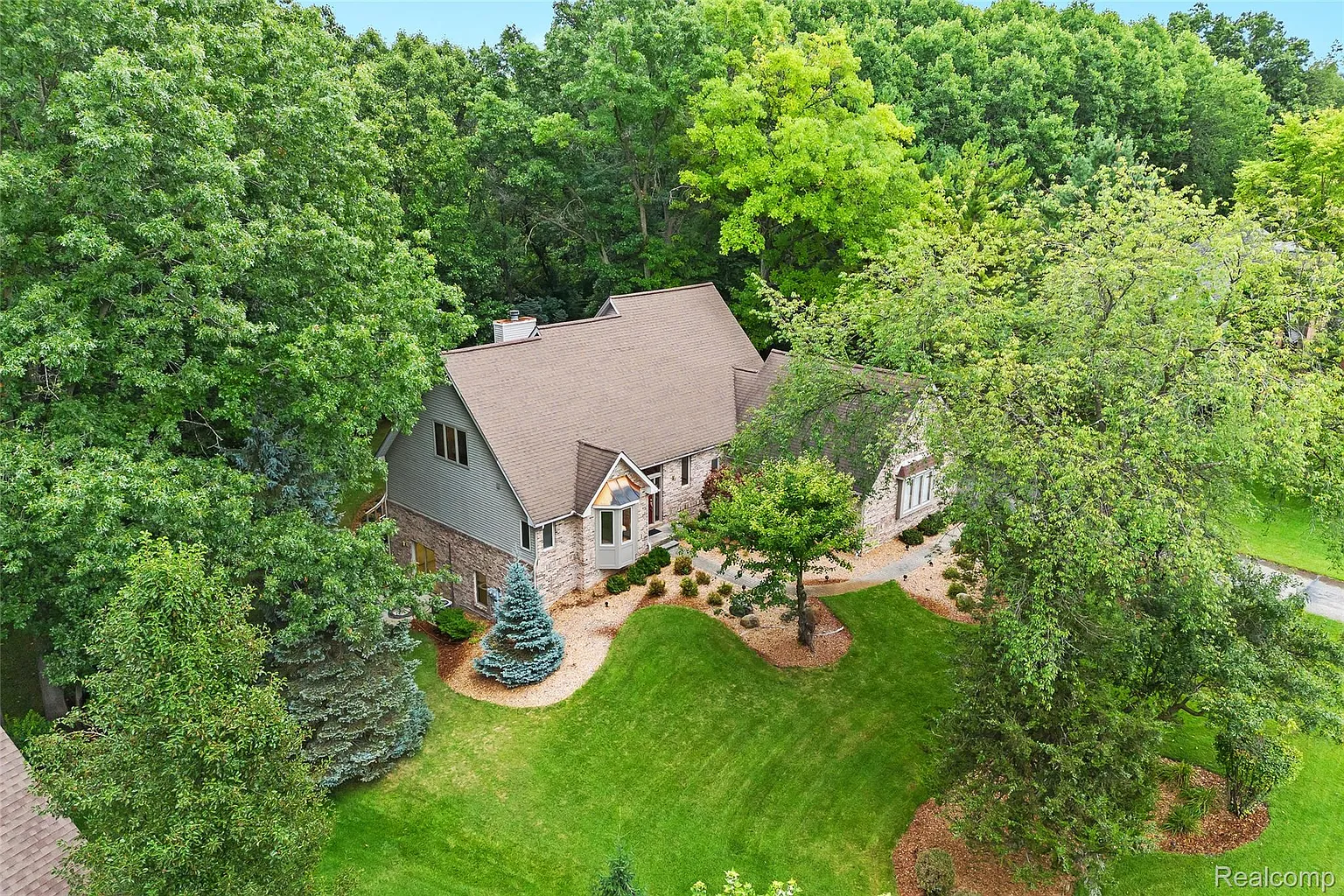 7837 Partridge Hill Dr photo 1