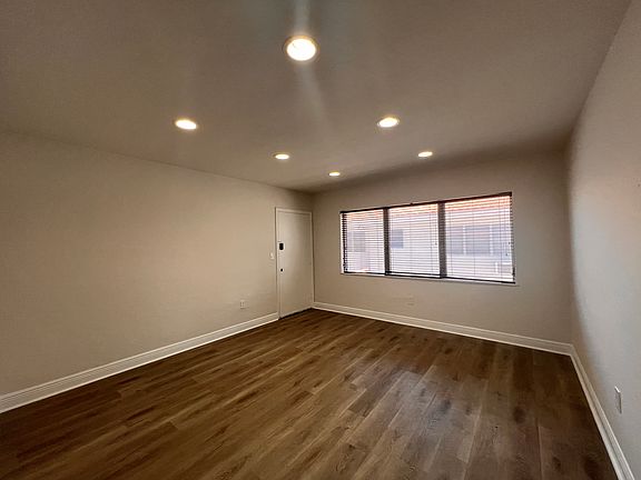 4th image of 123 Santillane Ave APT 4