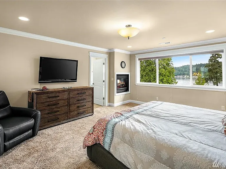 2829 W Lake Sammamish Pkwy NE — Photo 35