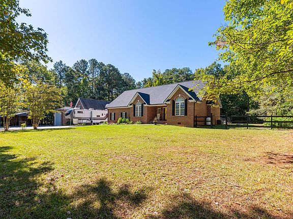 2nd image of 544 Buckroe Dr