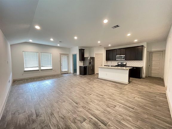 4th image of 8107 Sugar Cane Ln