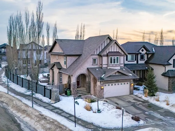 1503 Malone Close NW, Edmonton, AB T6R 0H3