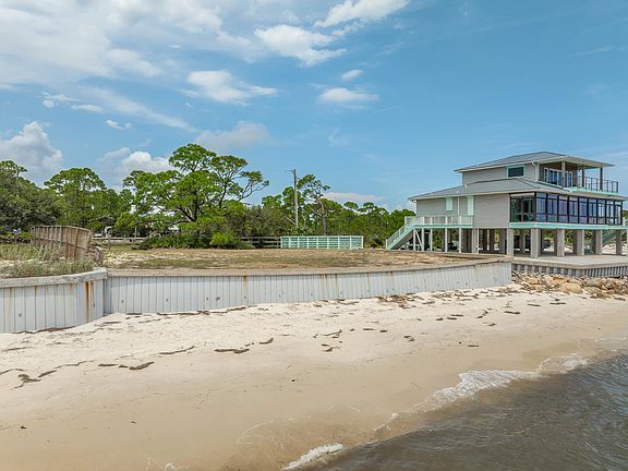4th image of 1035 Gulf Shore Blvd Unit 7