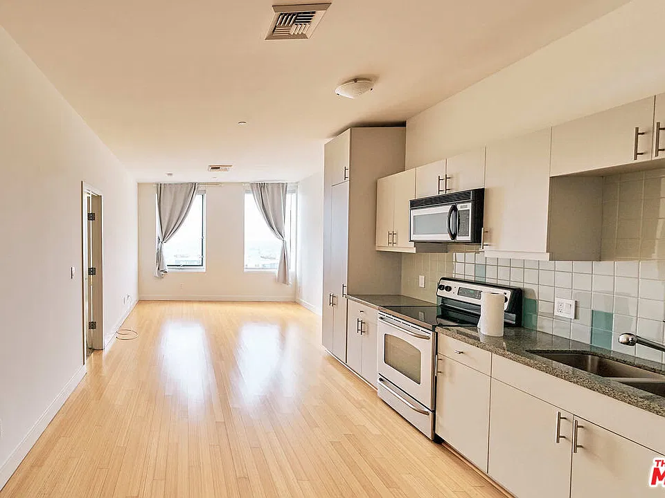 3810 Wilshire Blvd #1008