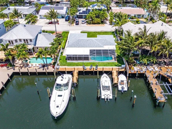 718 Shore Drive, Boynton Beach, FL 33435