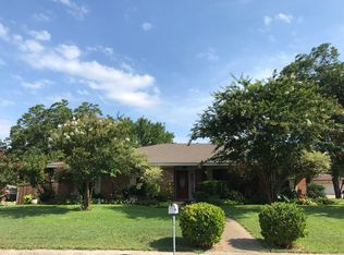 1234 Greenbrook Cir, Desoto, TX 75115